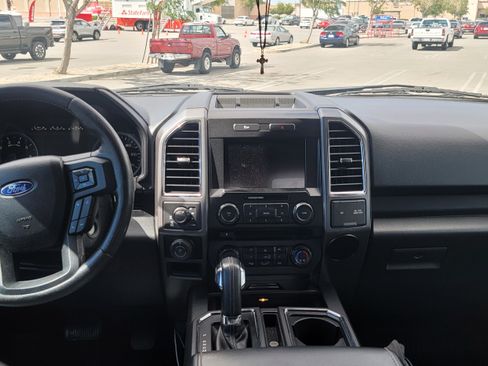 Used 2016 Ford F150 XLT w/ Equipment Group 302A Luxury image 6