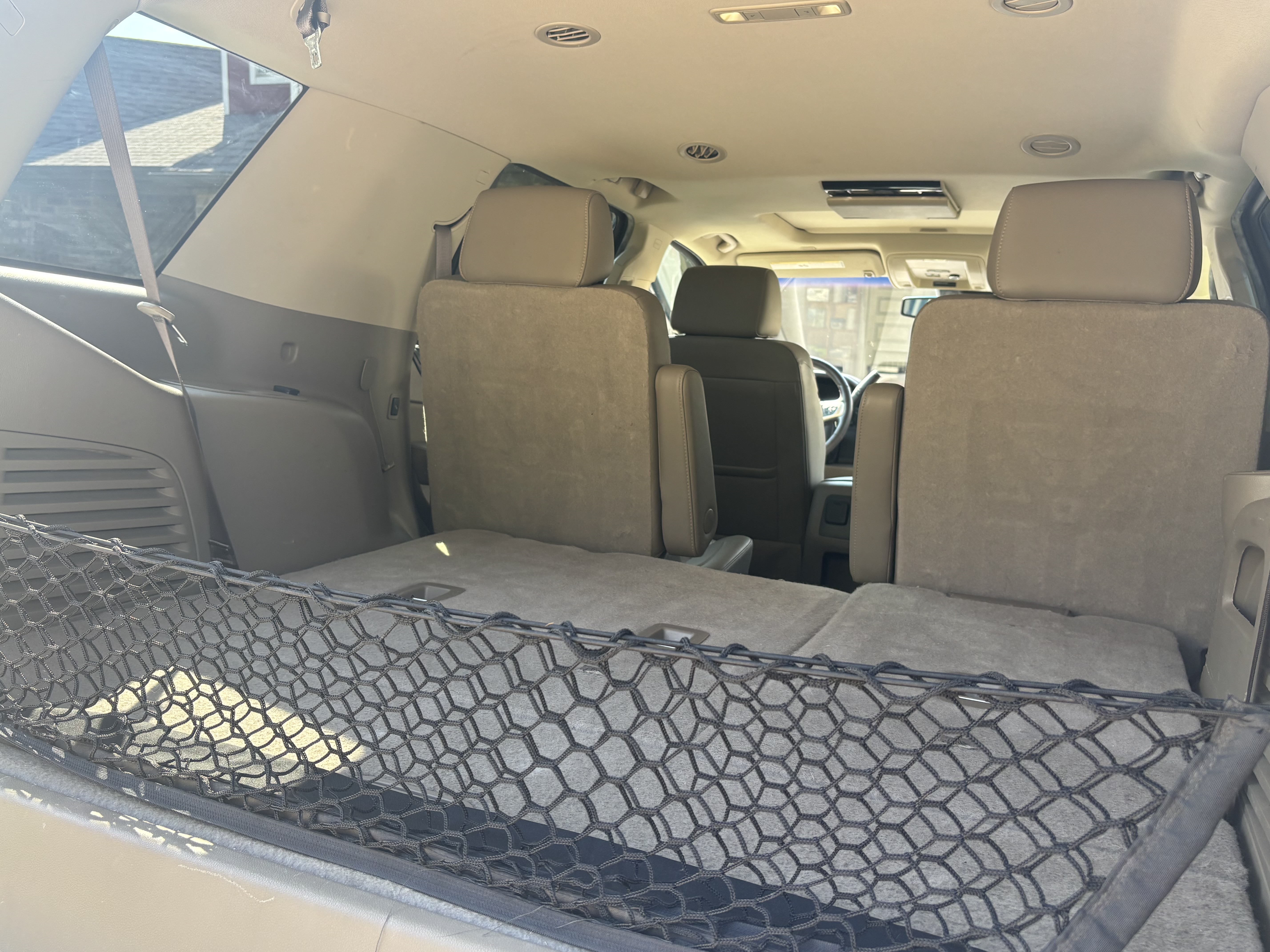 Used 2017 GMC Yukon SLT w/ Open Road Package RWD image 17