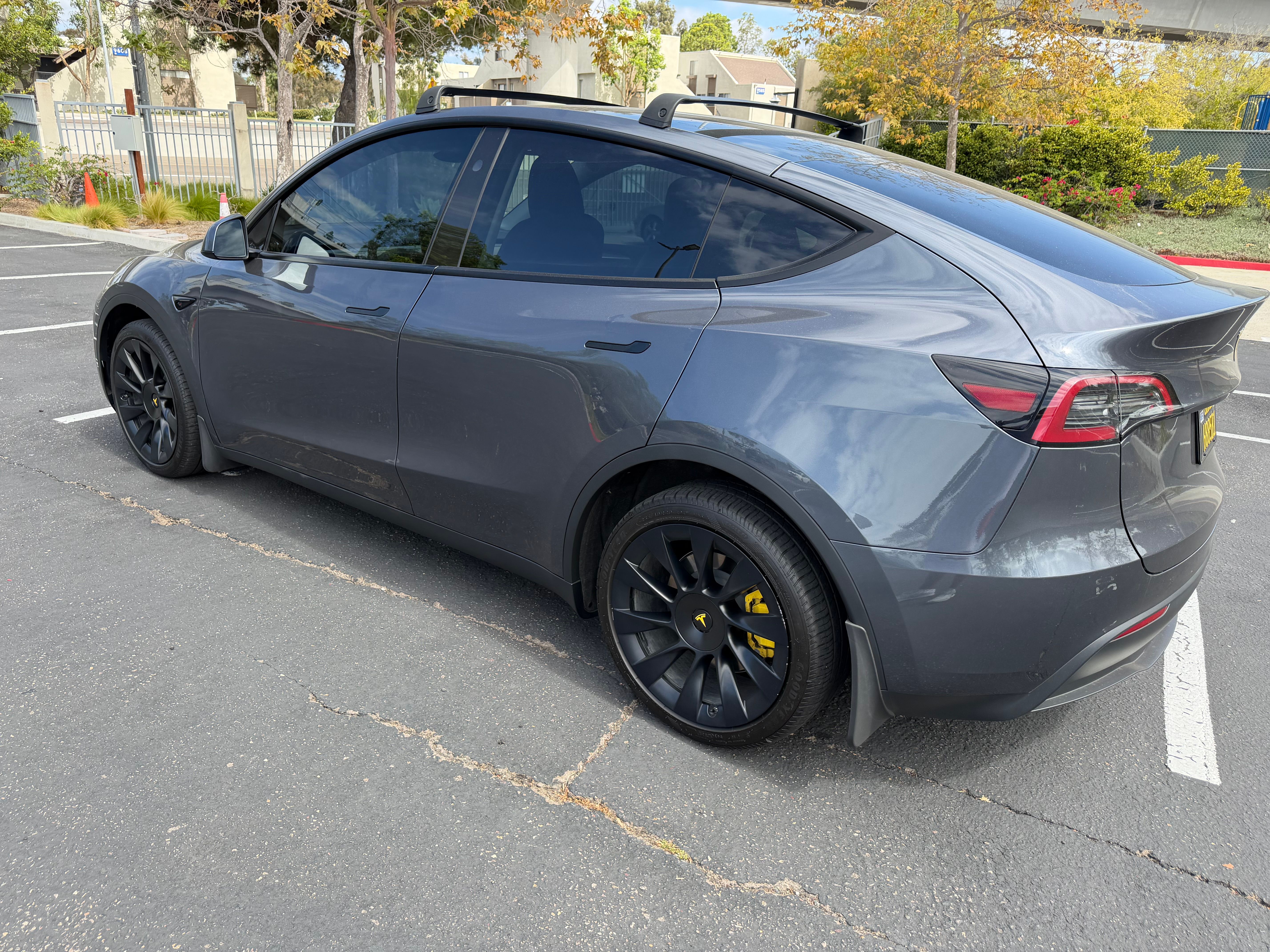 Used 2023 Tesla Model Y Long Range AWD/4WD image 6