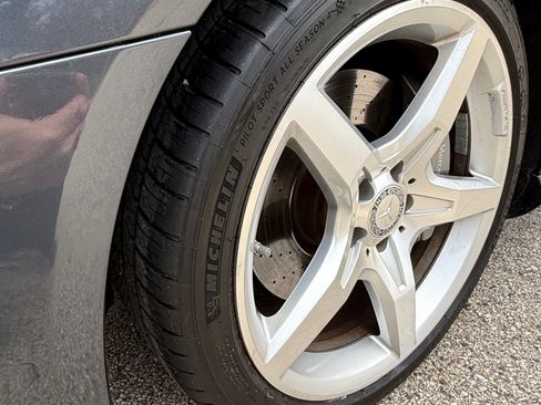 Used 2013 Mercedes-Benz SL 550 image 10