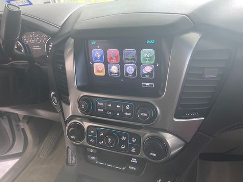 Used 2017 Chevrolet Tahoe LT AWD/4WD image 2