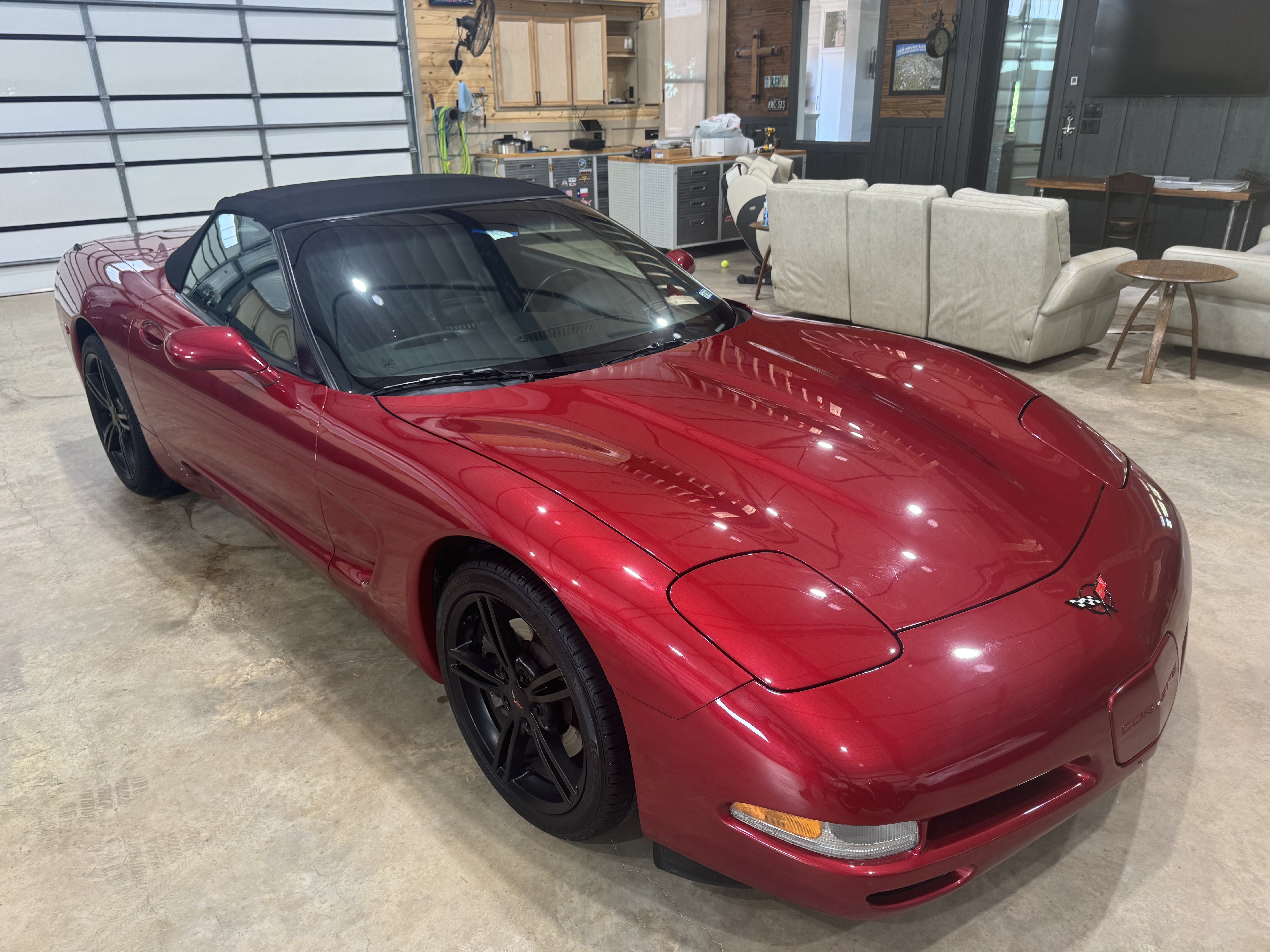 Used 2002 Chevrolet Corvette Convertible w/ Preferred Equipment Group2 RWD image 11