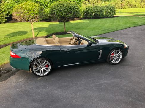 Used 2007 Jaguar XKR R RWD image 6