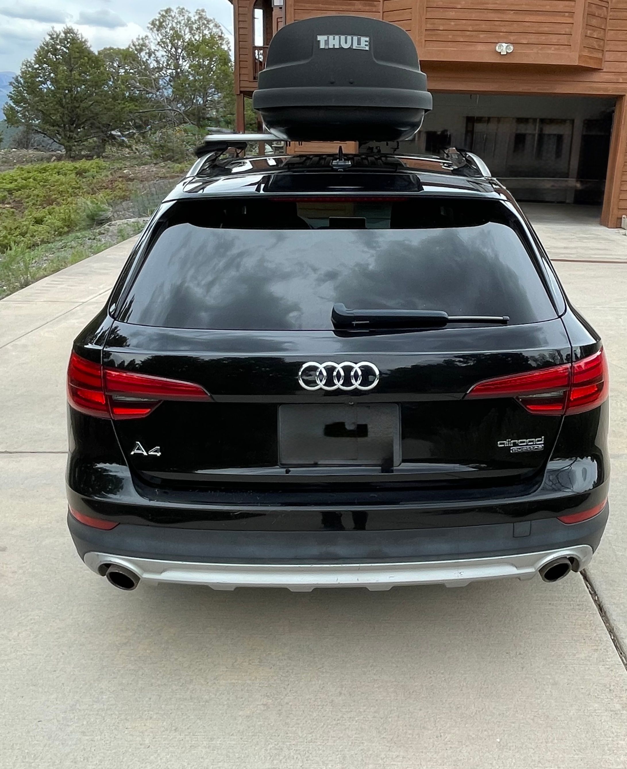 Used 2017 Audi A4 2.0T allroad Premium w/ Audi MMI Navigation Plus AWD/4WD image 12