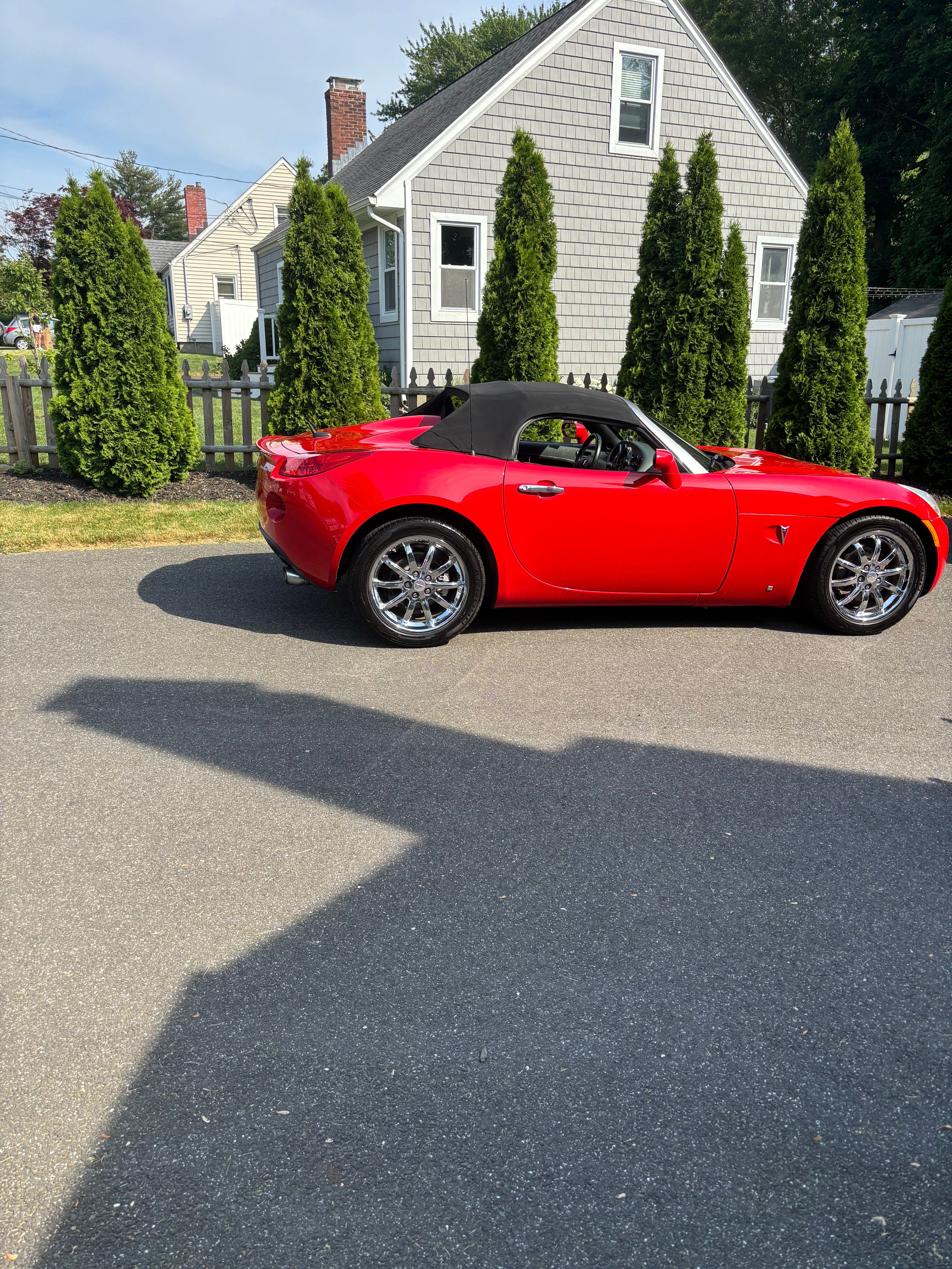 Used 2008 Pontiac Solstice Convertible w/ Premium Package RWD image 5
