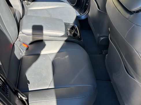 Used 2019 Toyota Prius Prime Advanced image 14