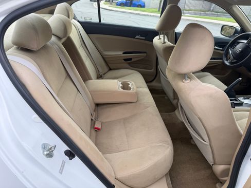 Used 2011 Honda Accord LX image 33