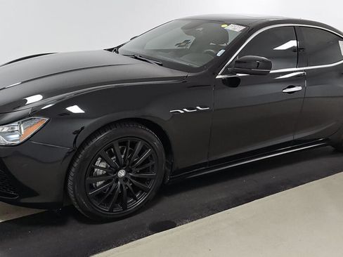 Used 2017 Maserati Ghibli Sedan 4D image 9