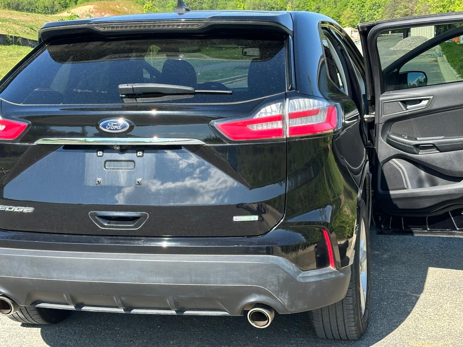 Used 2019 Ford Edge SE w/ Cargo Accessory Package FWD image 14