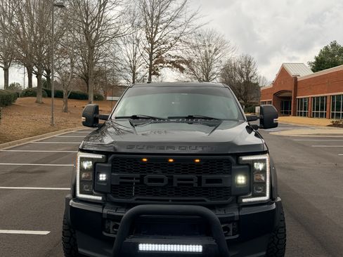 Used 2018 Ford F250 XLT image 11