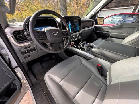 Used 2022 Ford F150 Lightning Pro image 11