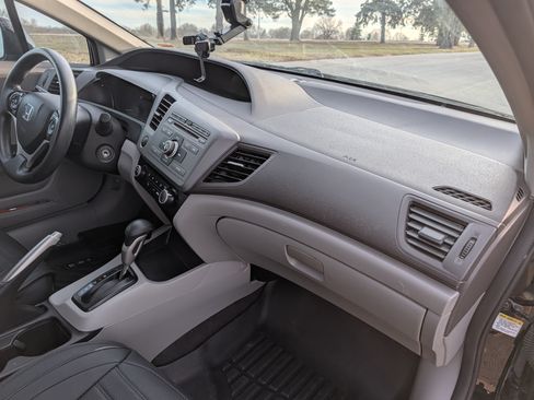 Used 2012 Honda Civic LX image 12