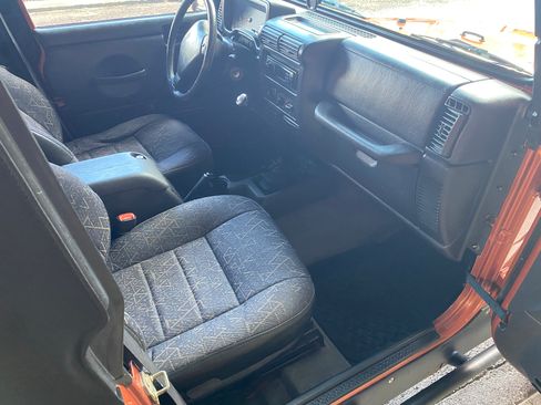 Used 2001 Jeep Wrangler Sport AWD/4WD image 18