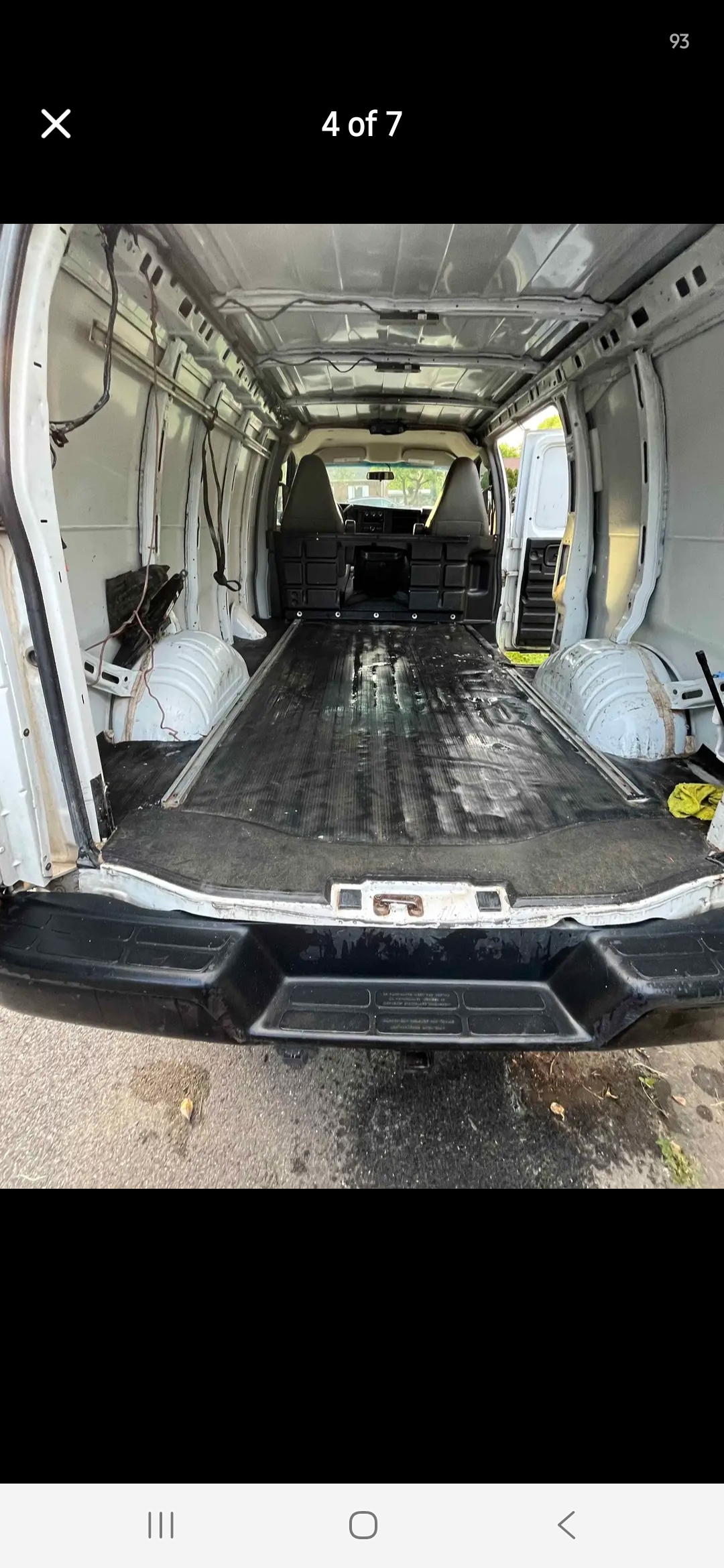 Used 2019 Chevrolet Express 2500 w/ Driver Convenience Package RWD image 5