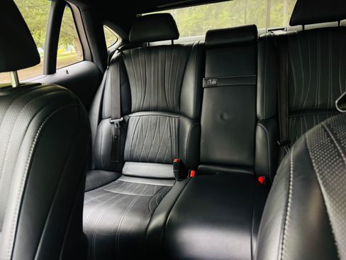 Used 2018 Lexus LS 500 w/ Interior Upgrade Package RWD image 8