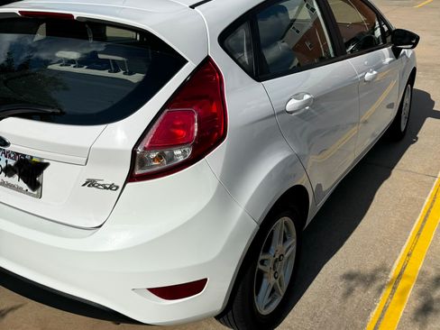 Used 2019 Ford Fiesta SE FWD image 5