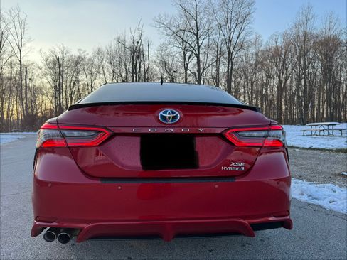 Used 2023 Toyota Camry XSE image 8