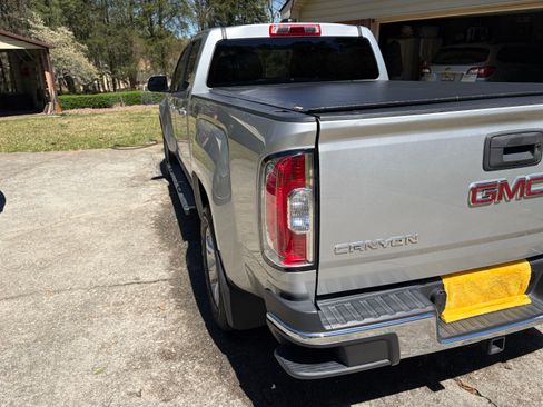 Used 2017 GMC Canyon SLE w/ Trailering Package image 10