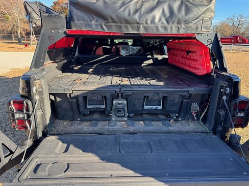 Used 2020 Jeep Gladiator Rubicon image 17