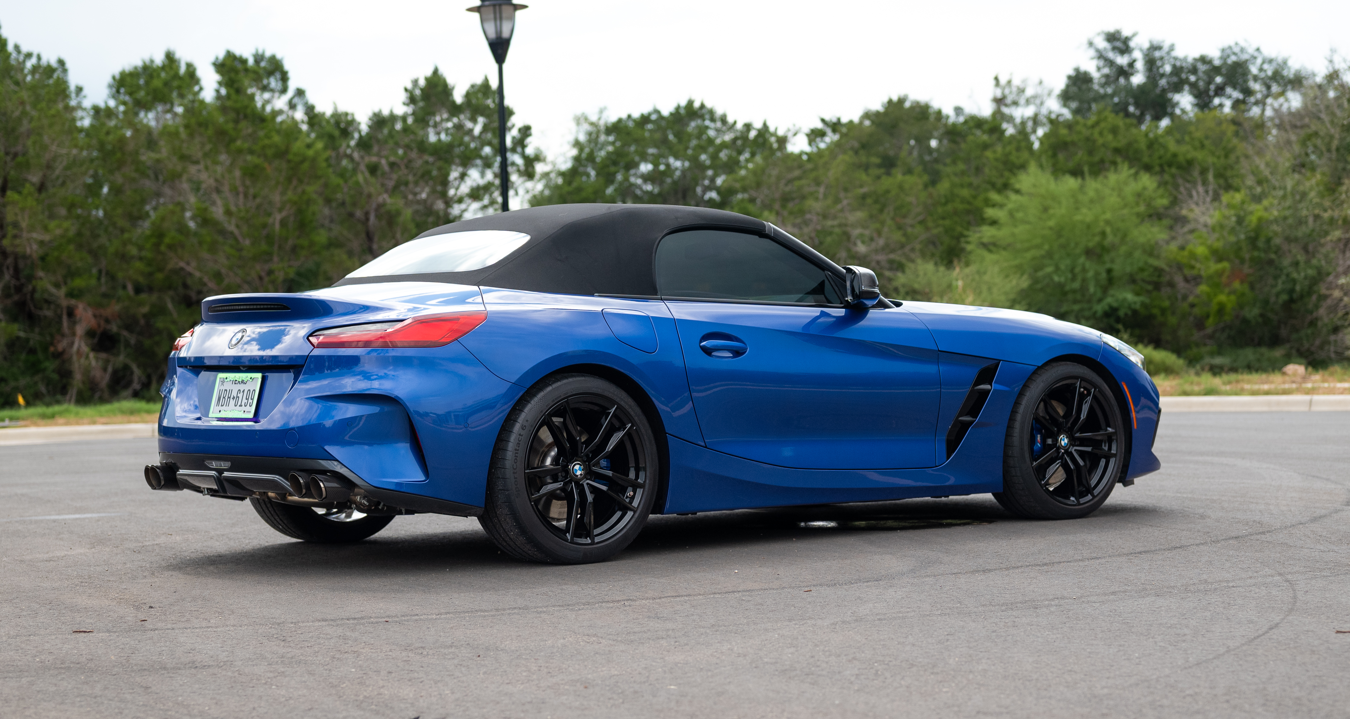 Used 2024 BMW Z4 M40i w/ Premium Package RWD image 2