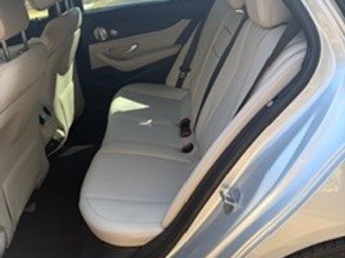 Used 2017 Mercedes-Benz E 400 4MATIC Wagon image 13