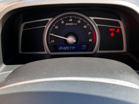 Used 2006 Honda Civic EX image 10
