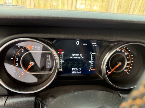 Used 2021 Jeep Wrangler Unlimited Sahara image 10