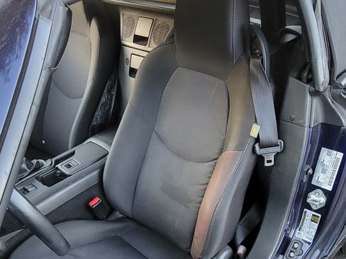 Used 2012 MAZDA MX-5 Miata Sport w/ Convenience Pkg image 8