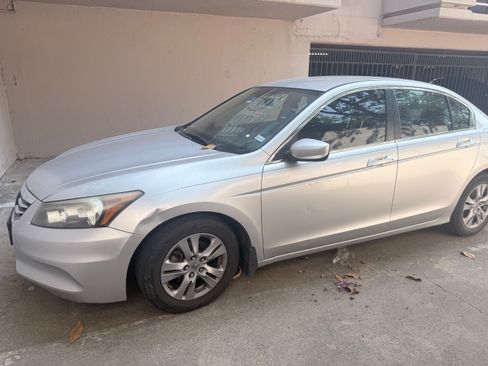Used 2012 Honda Accord LX image 4