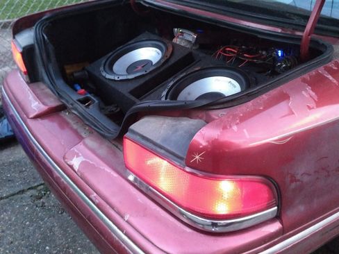 Used 1997 Ford Crown Victoria LX RWD image 5