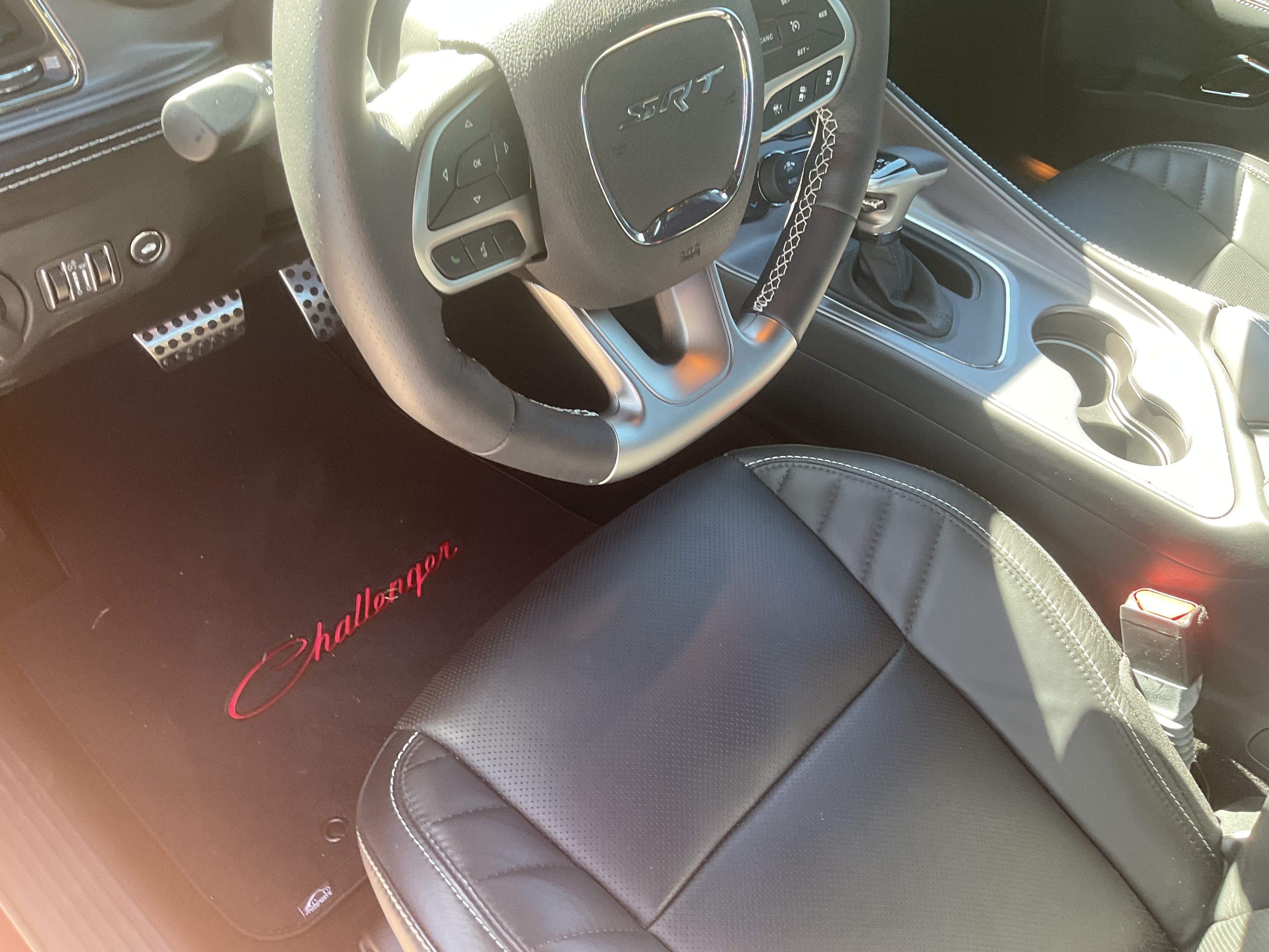Used 2023 Dodge Challenger SRT Hellcat RWD image 9