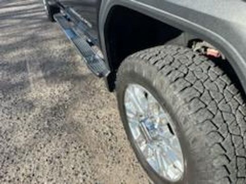 Used 2021 GMC Sierra 3500 Denali w/ Denali Ultimate Package image 13