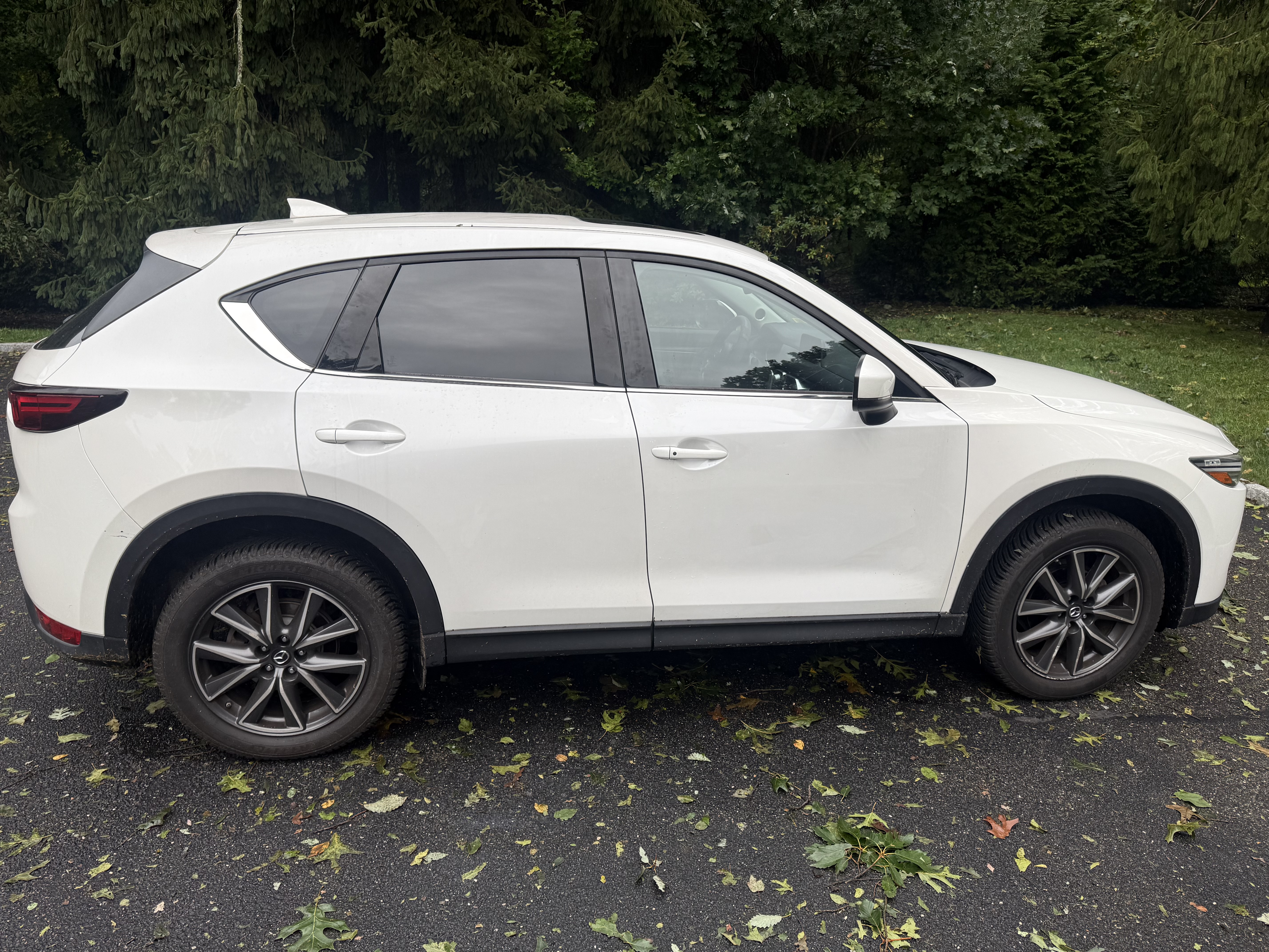 Used 2017 MAZDA CX-5 Grand Touring w/ Premium Package AWD/4WD image 2