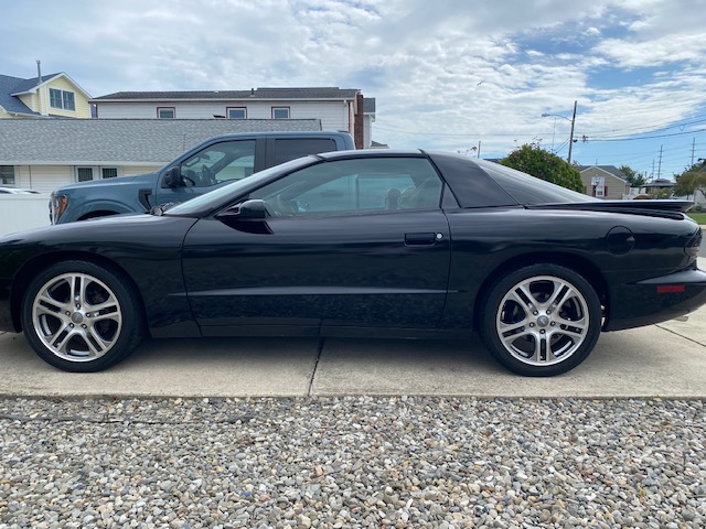 Used 1994 Pontiac Firebird Formula RWD image 2