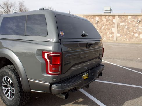 Used 2018 Ford F150 Raptor w/ Equipment Group 802A Luxury image 5