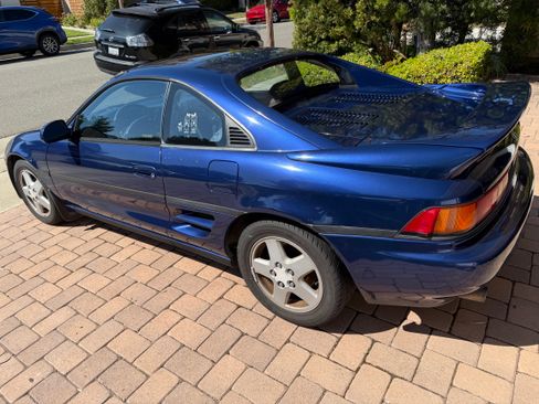 Used 1993 Toyota MR2 image 12