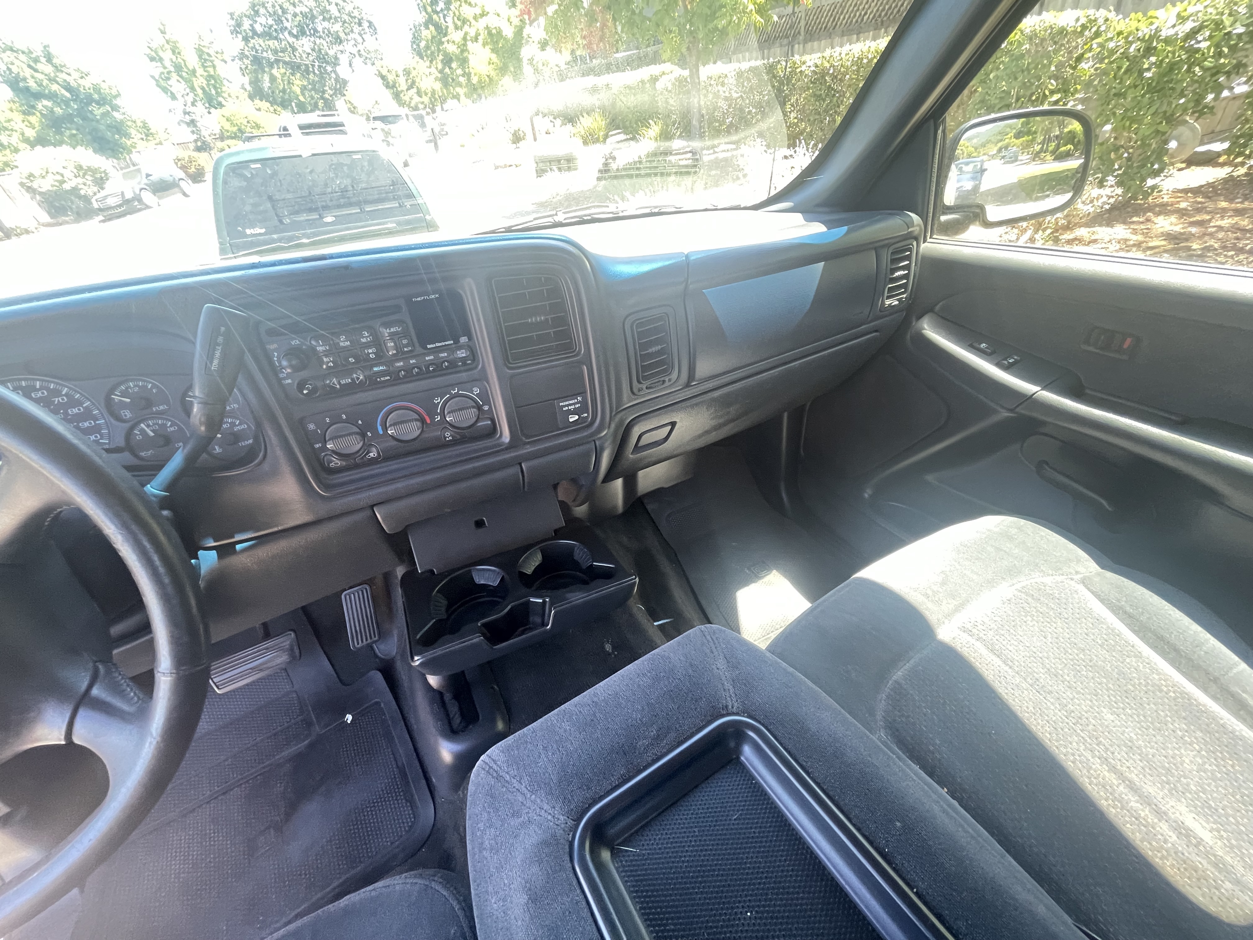 Used 2000 Chevrolet Silverado 1500 LS AWD/4WD image 13