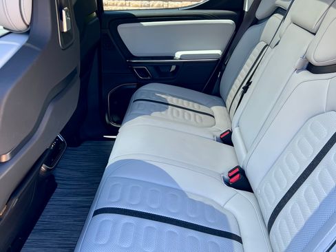 Used 2024 Rivian R1T Adventure AWD/4WD image 11
