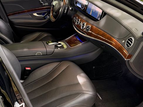 Used 2015 Mercedes-Benz S 550 4MATIC Sedan image 12
