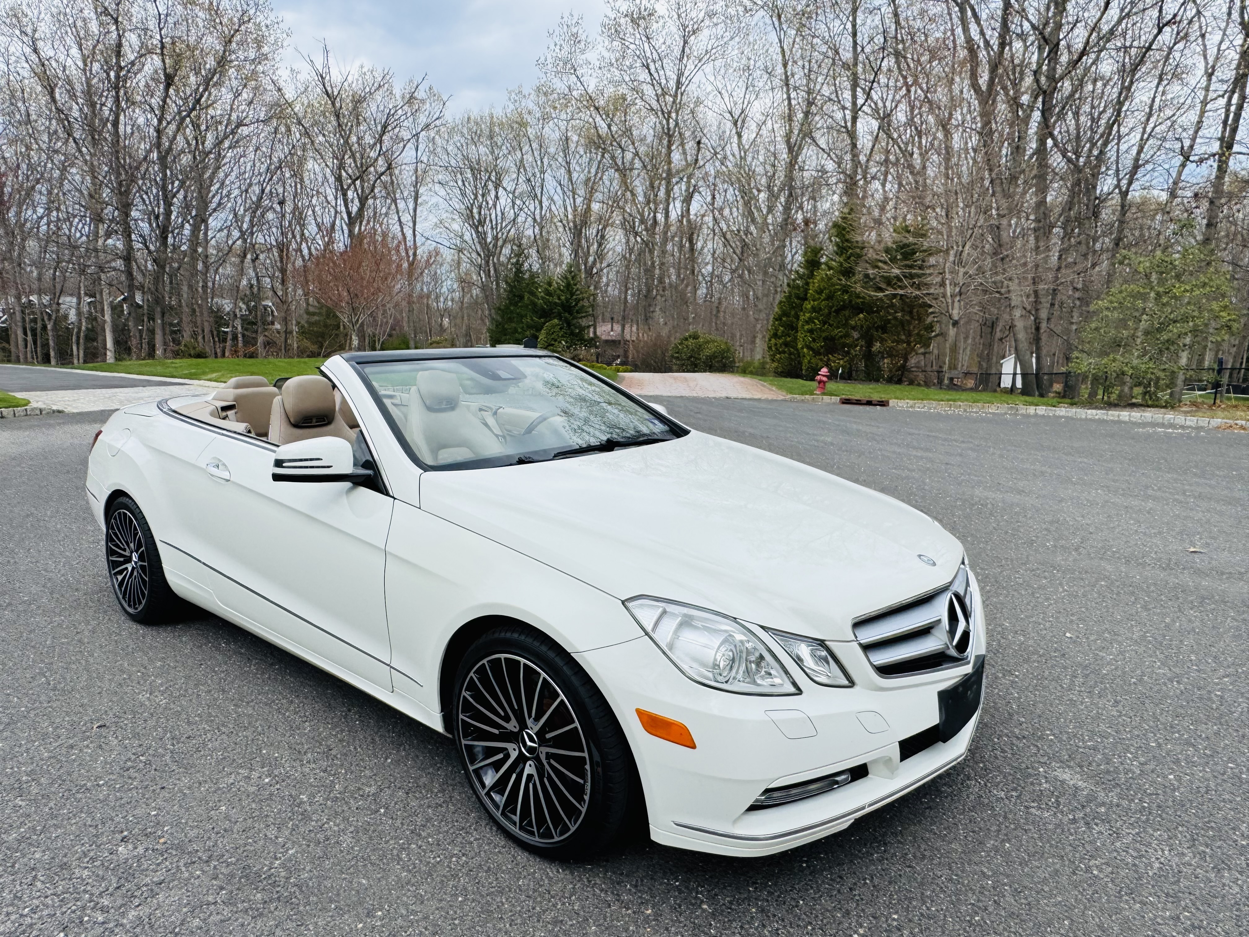 Used 2011 Mercedes-Benz E 350 Cabriolet image 25