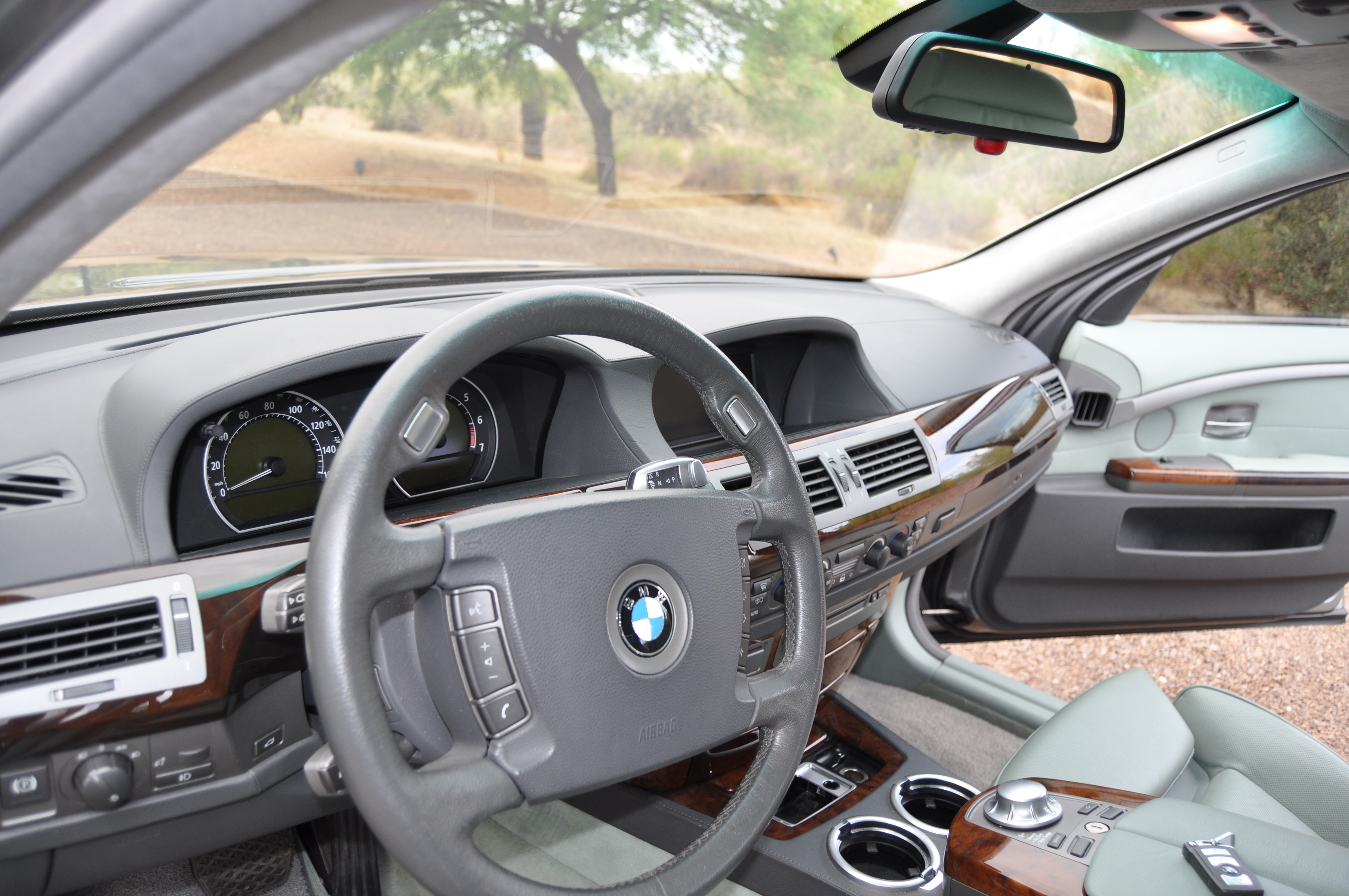 Used 2004 BMW 760Li RWD image 11