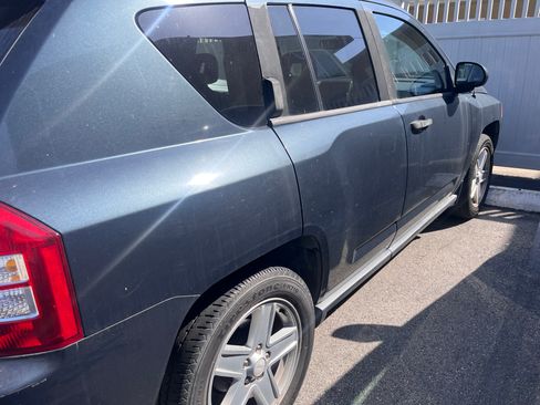 Used 2007 Jeep Compass Sport image 2