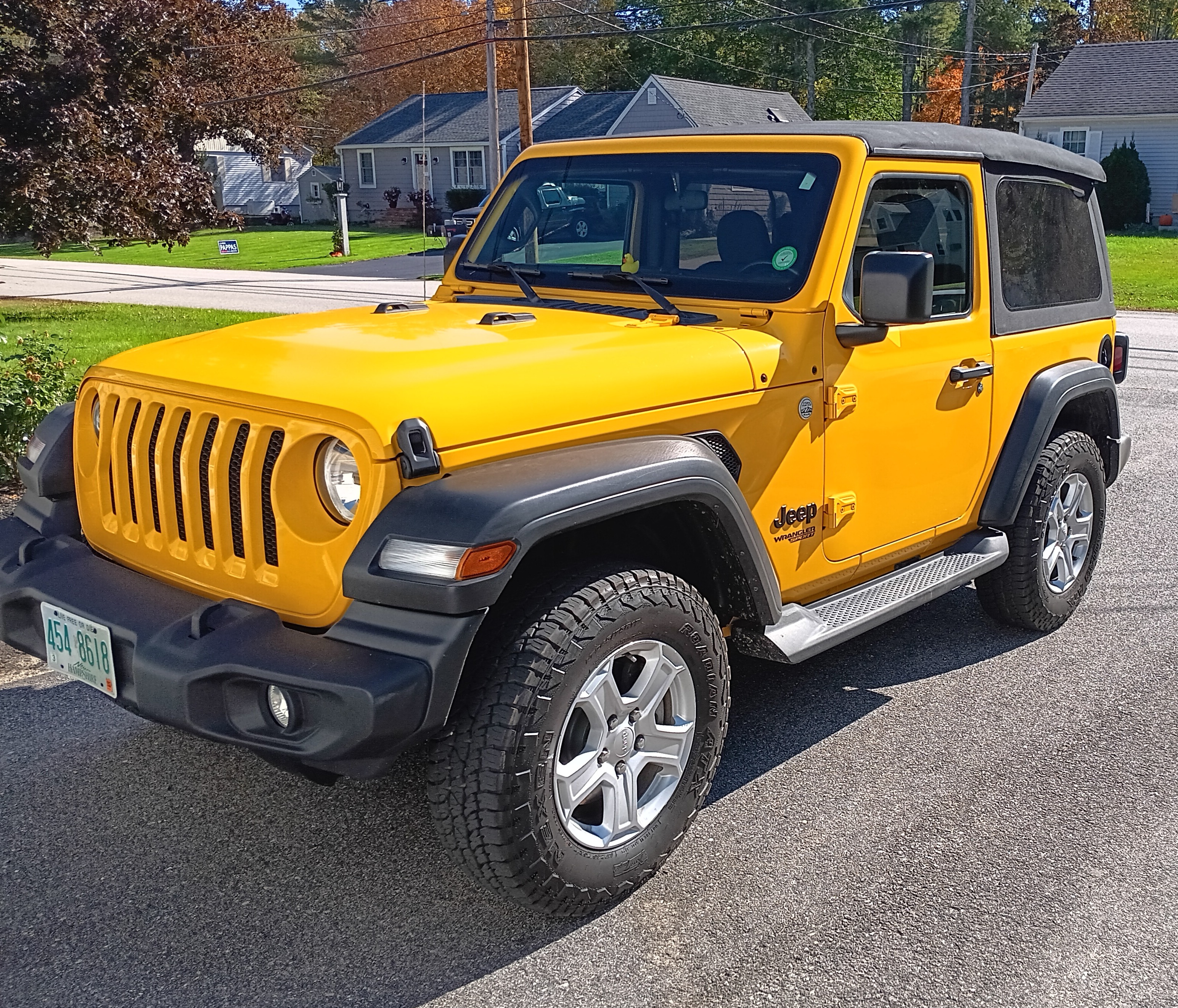 Used 2021 Jeep Wrangler Sport AWD/4WD image 2