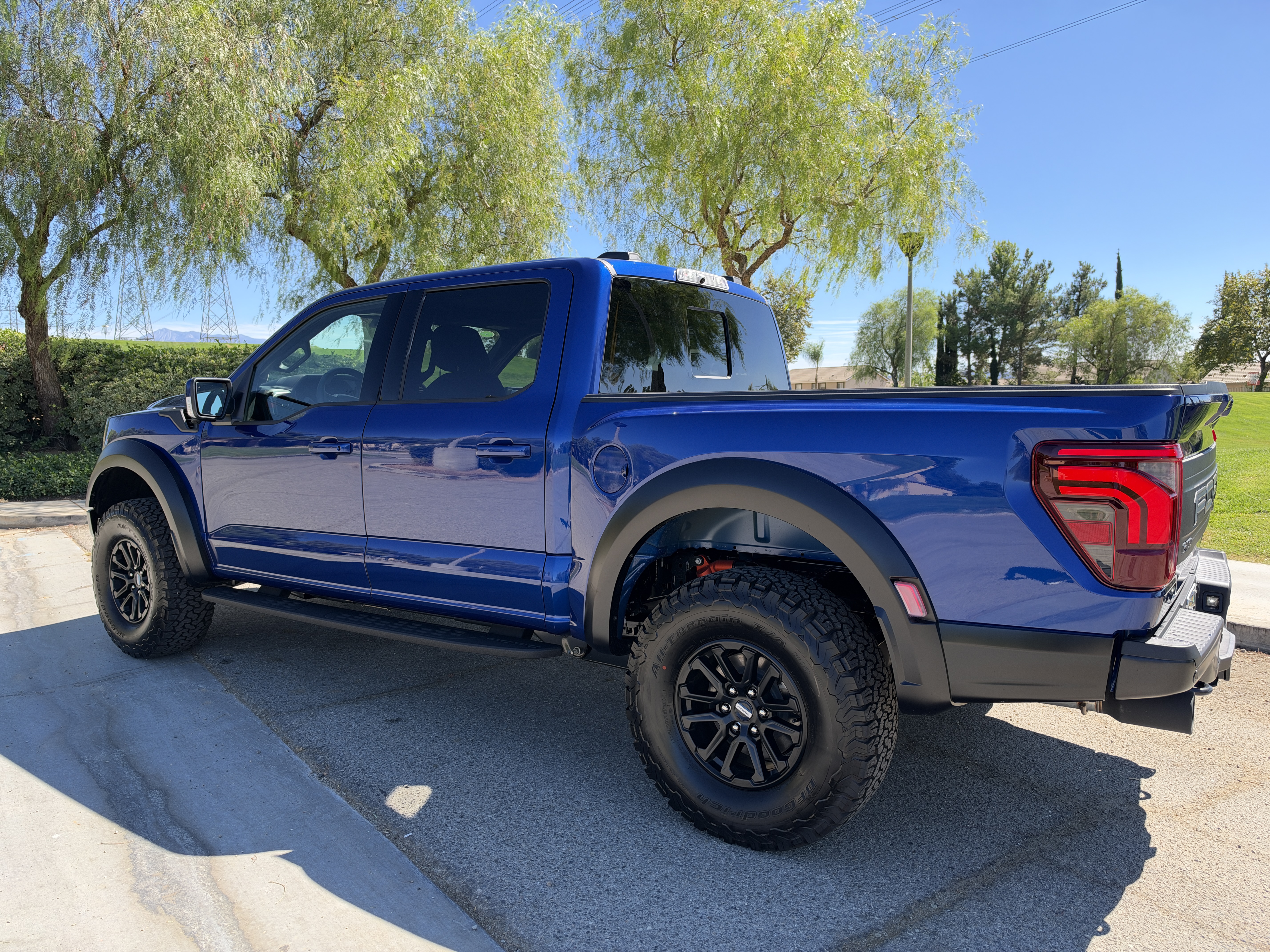 Used 2026 Ford F150 Raptor AWD/4WD image 1