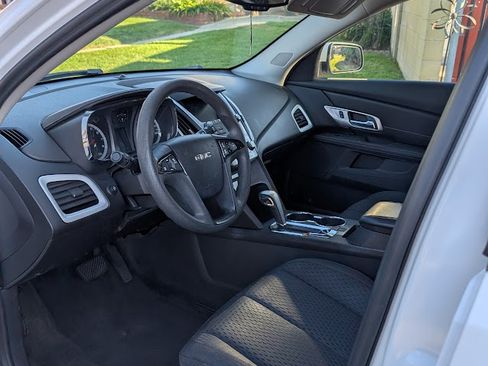 Used 2015 GMC Terrain SLE image 6