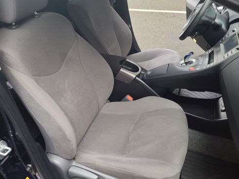 Used 2015 Toyota Prius Two image 12