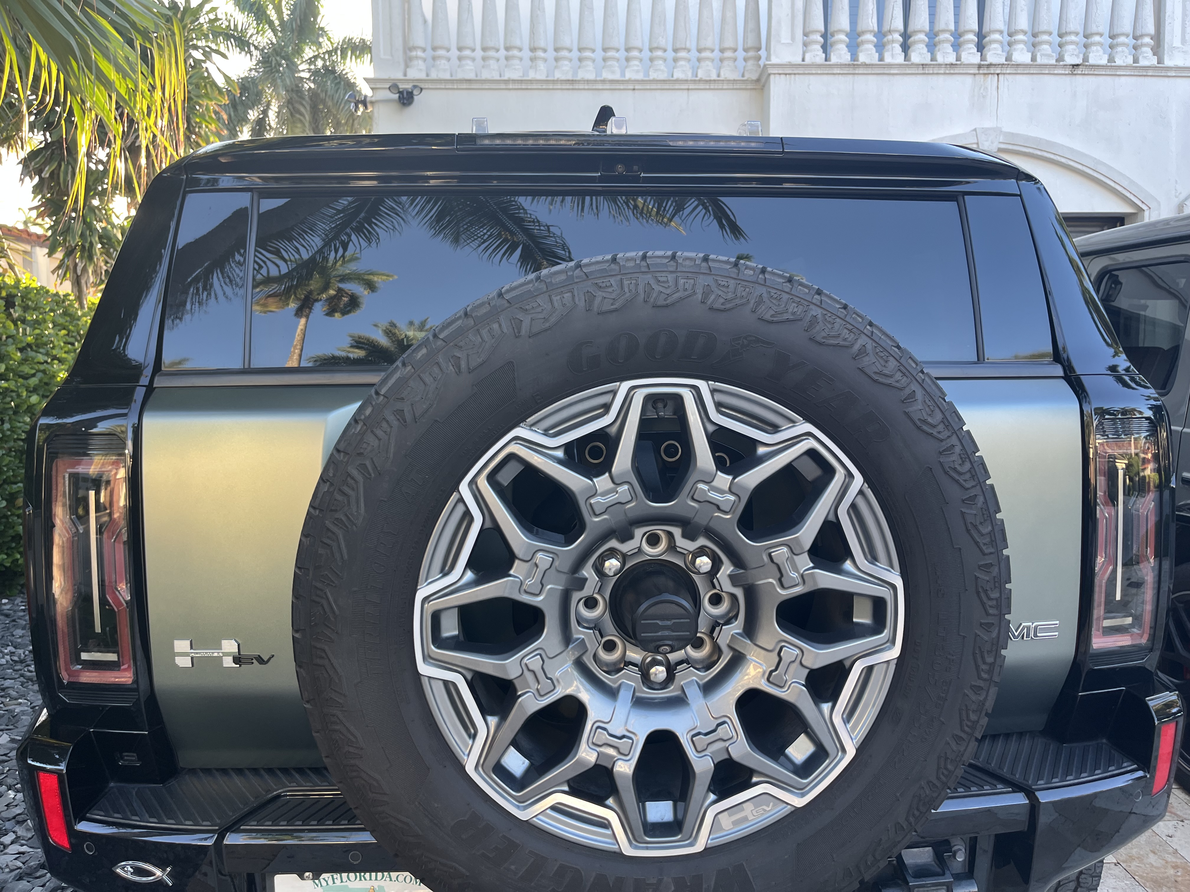 Used 2024 GMC Hummer EV 3X AWD/4WD image 10