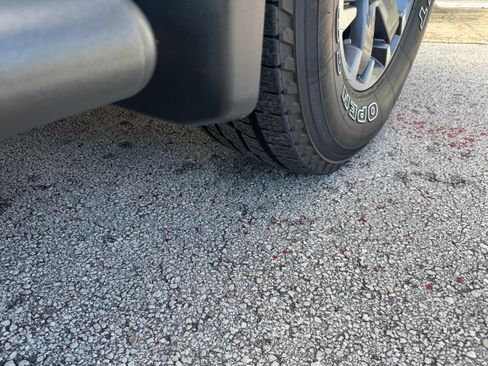 Used 2017 Nissan Frontier PRO-4X w/ Pro-4x Luxury Package image 16