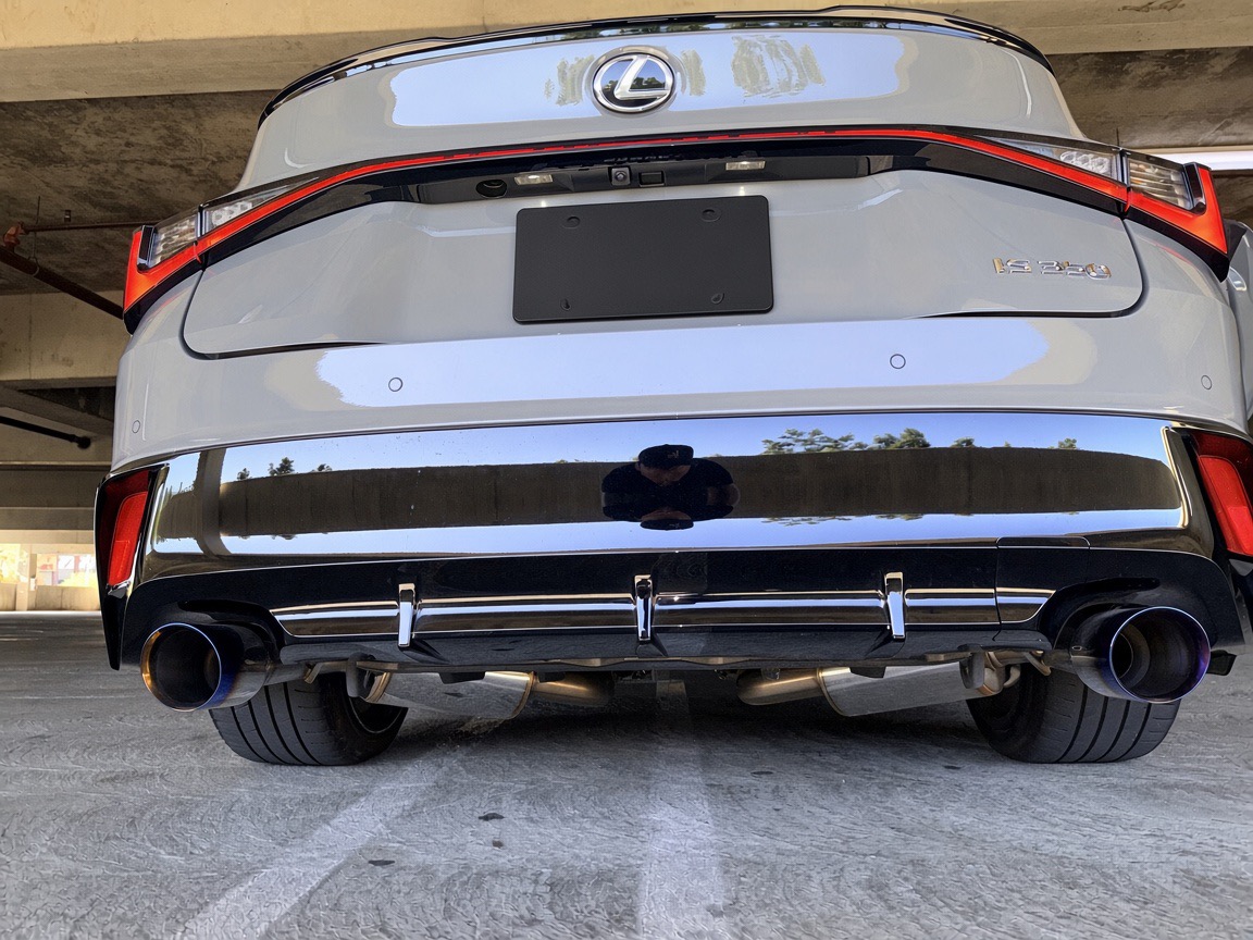 Used 2025 Lexus IS 350 F Sport w/ Accessory Package RWD image 8