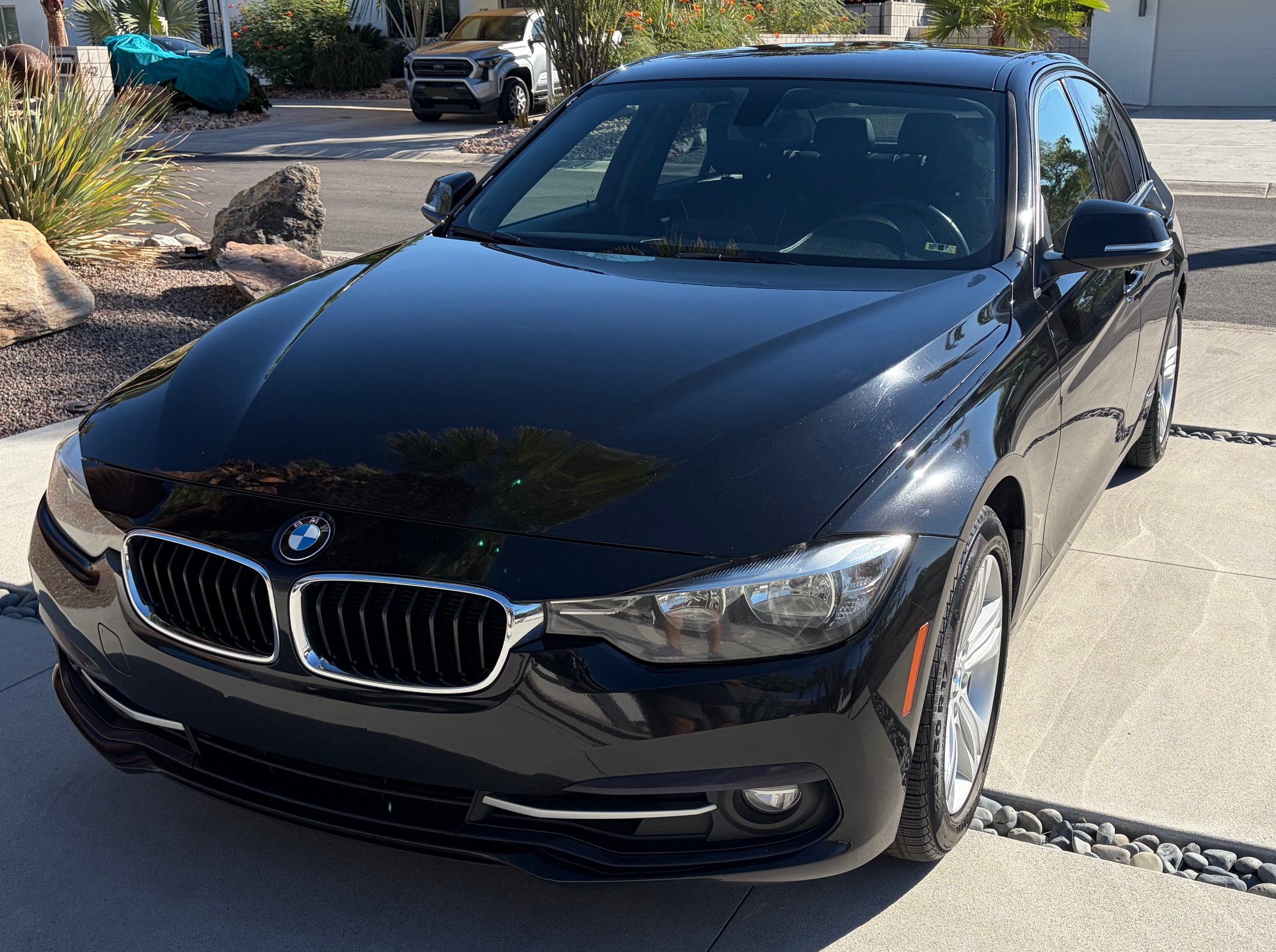 Used 2016 BMW 328i Sedan RWD image 1